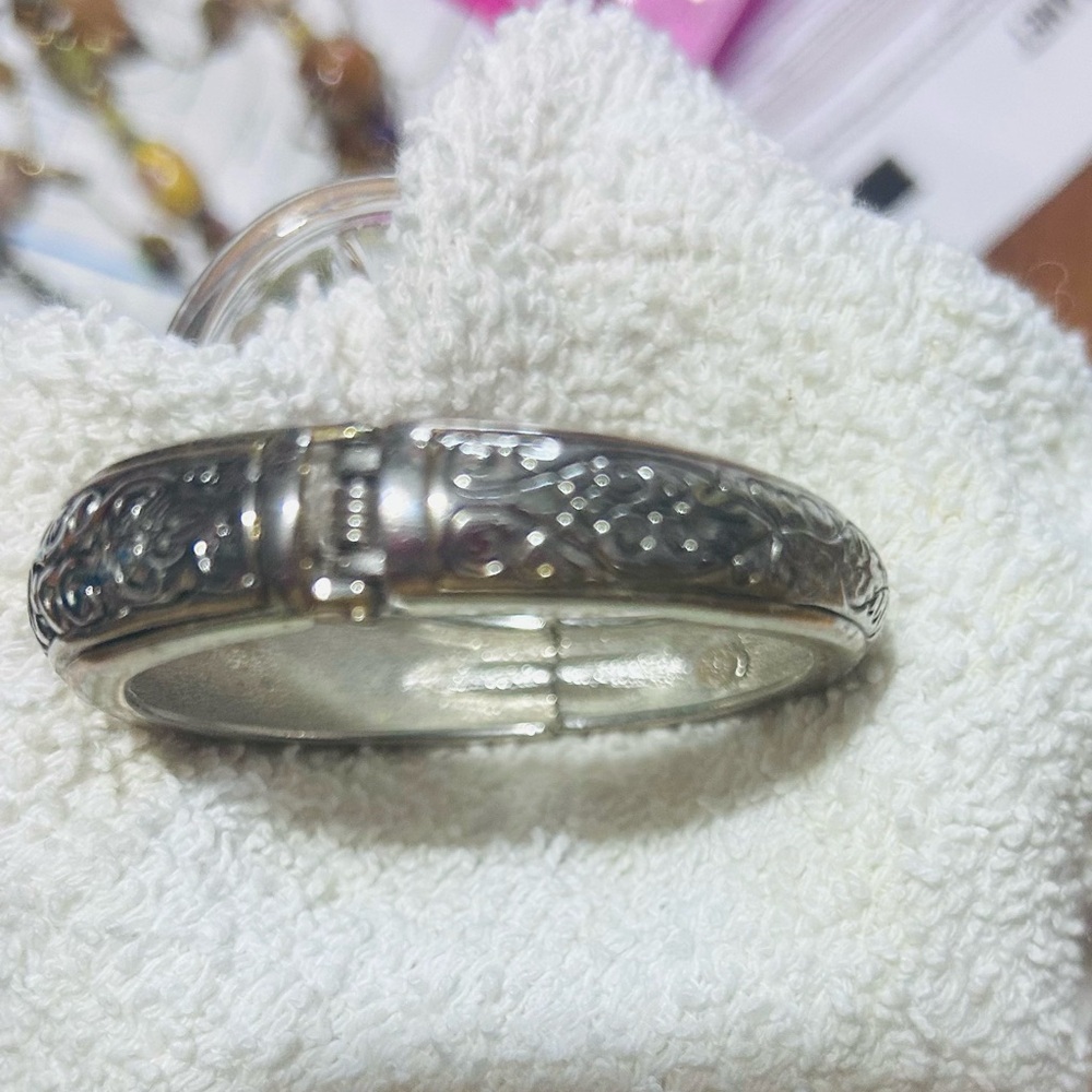 Elegant Silver Bracelet